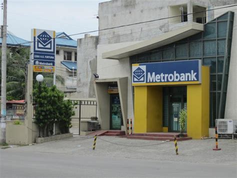 Branches of Metrobank in Cebu City, Cebu .